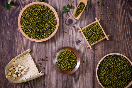 绿豆汤夏季降温防暑美食摄影图配图