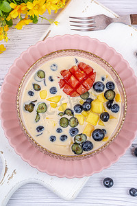 美味水果组合酸奶营养杨枝甘露摄影图配图
