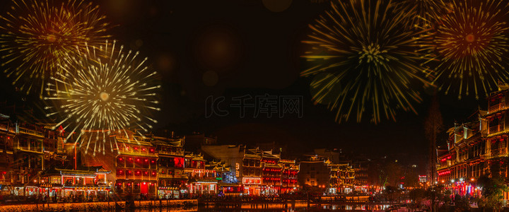 爆竹声声背景图片_春节新年烟花古城夜景海报背景