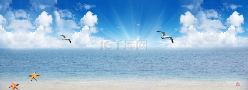 夏日海滩椰树背景图片_海平面大海海报背景