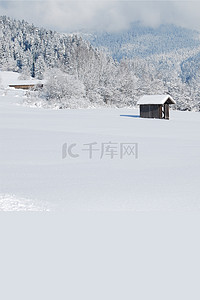 冬季山背景图片_冬季的高山雪地背景