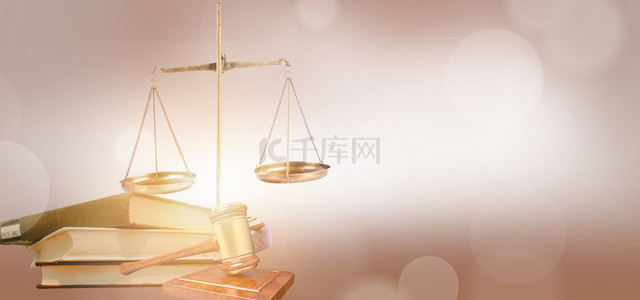 法院法律背景图片_法律天平秤黄色渐变大气