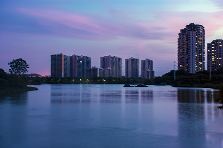 广州花都湖公园城市色调摄影图配图