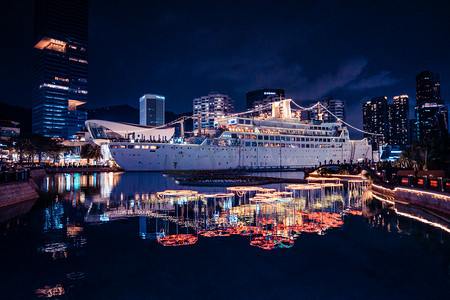 城市建筑夜景深圳游轮摄影图配图