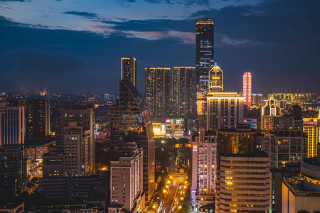 城市夜晚广西柳州五星街夜色楼顶无人机摄影图配图
