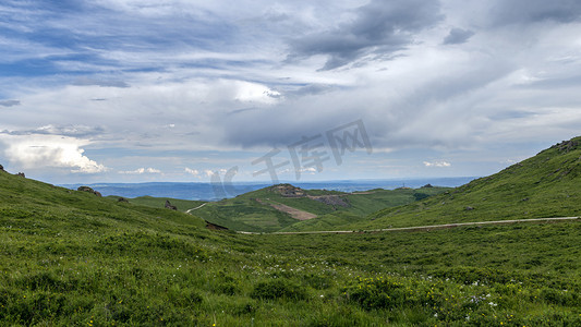 高山牧场景观下午高山夏季素材摄影图配图