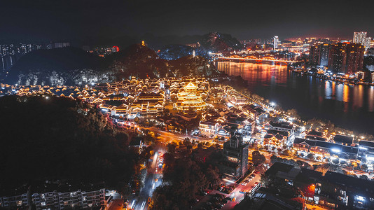 广西巴马摄影照片_城市夜晚广西柳州窑埠古镇全景风光景区无人机摄影图配图