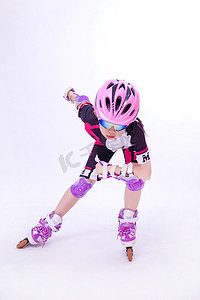 轮滑运动文案摄影照片_轮滑人像儿童轮滑健身运动摄影图配图