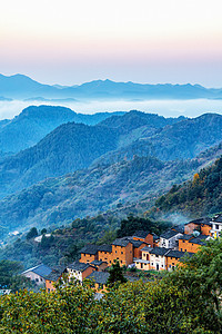 白云动图摄影照片_秋季旅游凌晨土楼山区漂动摄影图配图