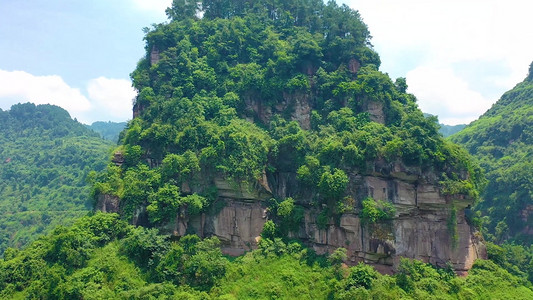 大自然风光夏日山间哈斯克地貌风光大山高山自然风景