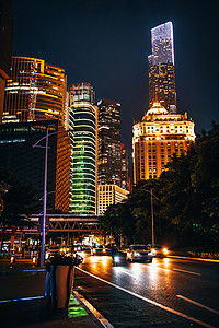科技风背景摄影照片_城市夜晚广州高楼大厦摄影图配图