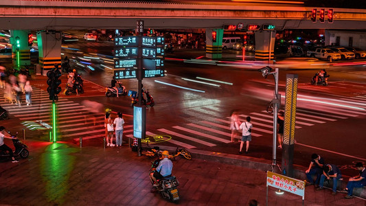 湖南长沙市中心黄兴中路人流车流网红城市摄影