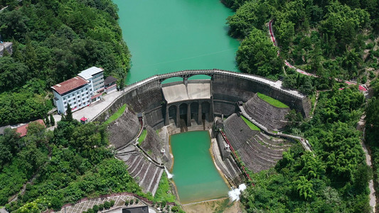 防洪摄影照片_航拍水利工程建筑水库大坝堤坝