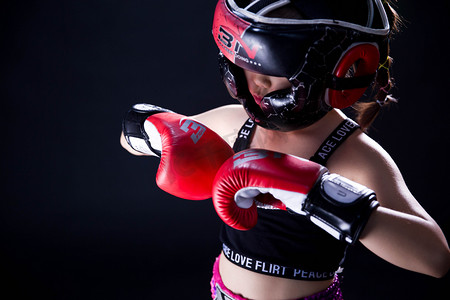 搏击摄影照片_拳击搏击运动人像健身摄影图配图