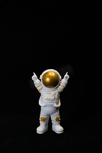 宇航员夜晚人物月球登陆摄影图配图
