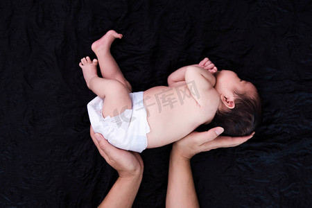 婴儿新生儿三胎小宝宝母婴摄影图配图