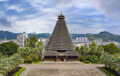 城市风光摄影照片_城市中午广西三江鼓楼建筑风光景区无人机摄影图配图