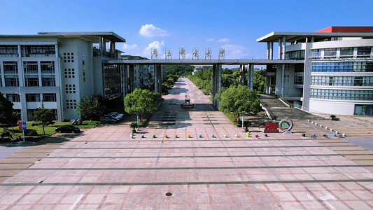 南京邮电大学校园大门
