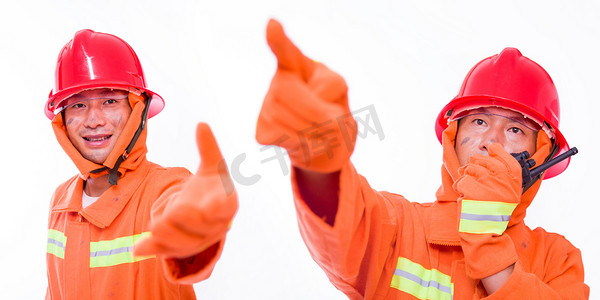 消防救援人像消防员灭火摄影图配图