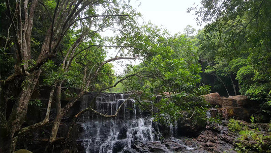 广西十万大山腹地八寨沟风景区航拍