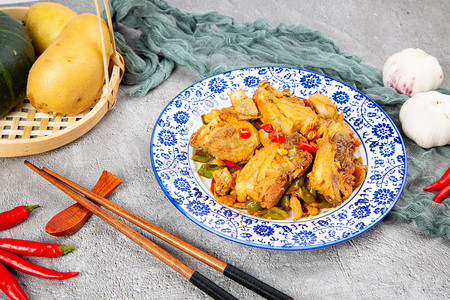 餐饮菜谱摄影照片_美食鸡块餐饮菜谱吃饭摄影图配图