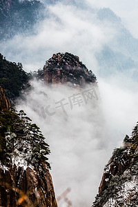 黄山山峰雪景户外高视角摄影图配图