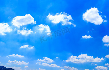 长沙晌午蓝天白云海洋全景摄影图配图