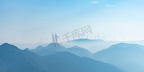 水墨江南雨镇摄影照片_山峦清晨山户外无摄影图配图