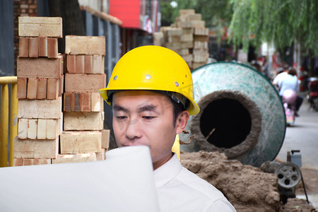 建筑工程师工地施工人像技术员摄影图配图