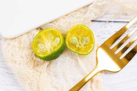 柠檬青桔可口美味水果摄影图配图