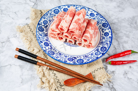 肉卷火锅食材新鲜营养摄影图配图