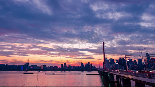 唯美杭州城市地标钱塘江日转夜彩云晚霞