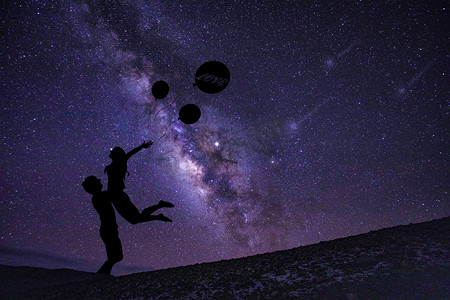 夜空星空七夕情人节背景拥抱情侣