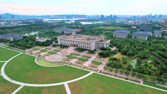 航拍南京东南大学双一流高校大学校园