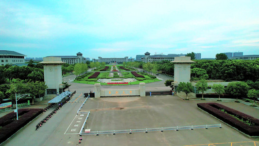 南京东南大学校园大门大学校园