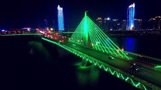 江西南昌摄影照片_江西南昌朝阳大桥夜景绿色灯光