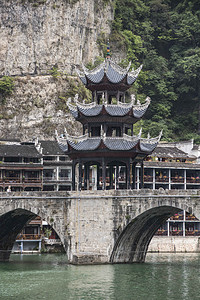 祝摄影照片_城市中午贵州镇远古城祝圣桥风光景区航拍摄影图配图