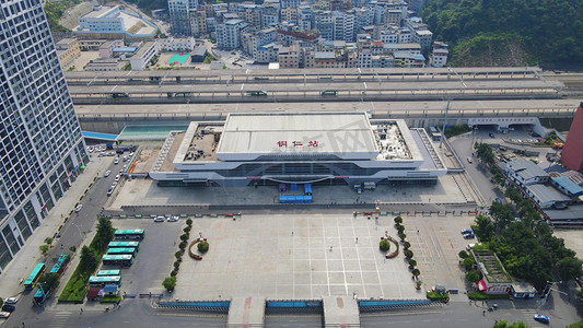 航拍贵州铜仁高铁站火车站