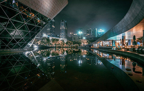 珠江摄影照片_建筑夜景广州大剧院剧院旅游摄影图配图