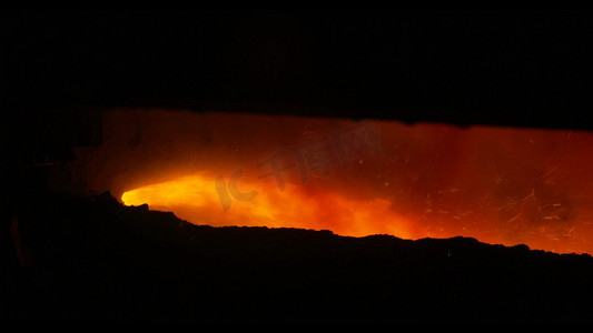 钢厂摄影照片_熔钢厂热钢生产工艺 铸造