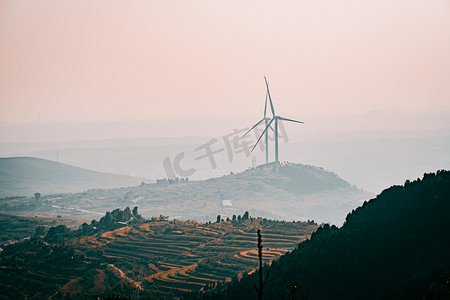 秋天自然风光白昼山脉户外拍摄摄影图配图