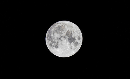 自然风光夜晚一轮圆月户外拍摄摄影图配图