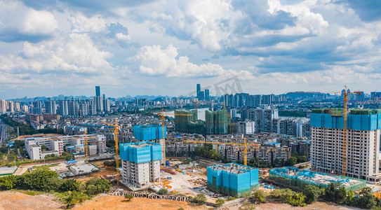 建筑中午施工建筑施工场地航拍摄影图配图