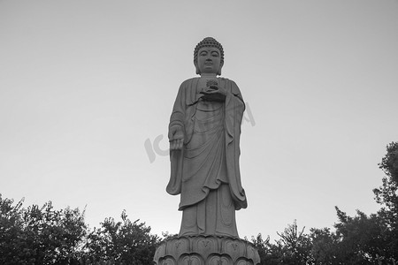 4a风景区摄影照片_公园中午广西省柳州市都乐岩风景区佛主石雕景区在拍摄摄影图配图