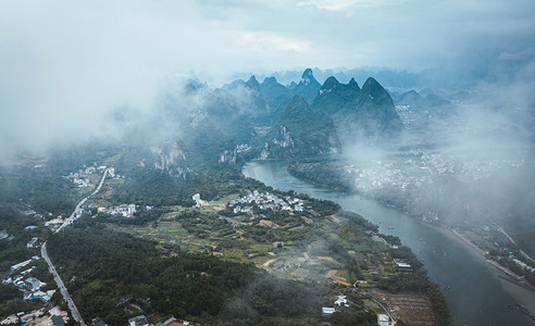 摄影群山摄影照片_城市清晨广西省桂林市漓江群山全景景区无人机摄影图配图