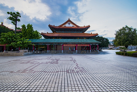 花都摄影照片_广州花都圆玄道观道家复古建筑摄影图配图