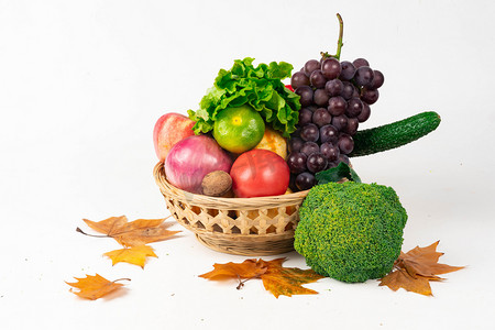 秋天果蔬白天西蓝花葡萄室内食品摄影图配图