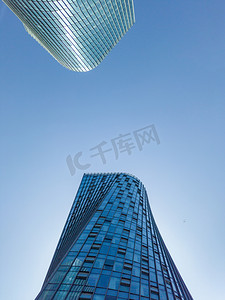 工行ppt摄影照片_重庆悦来仙桃数据谷中心建筑上午写字楼室外拍摄摄影图配图