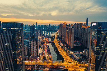 武汉城市建筑夕阳现代建筑楚河汉街航拍摄影图配图