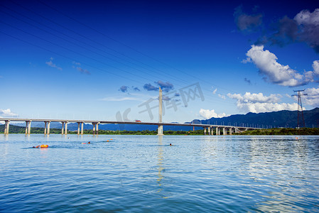 清远英德北江江湾大桥高架桥摄影图配图